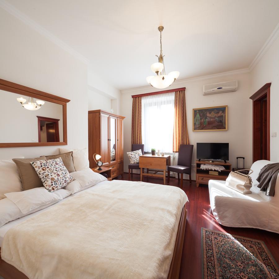 Villa Cecile Sopron Luaran gambar